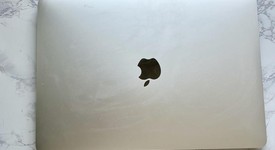 Good
													MacBook Pro 2020 - 13" - I5, Silver, 512 GB, 16 GB, photo 4 of 9