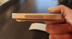 Mint
													Apple iPhone 17 Pro Max - Unlocked, Silver, 512 GB, A3257, photo 5 of 10