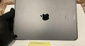 Good
													Apple iPad Air 4th Gen - Unlocked, Gray, 64 GB, A2324, photo 3 of 8