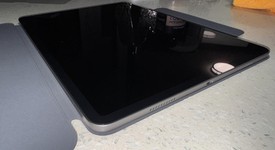 Good
													Apple iPad Pro 12.9" 6th Gen 2022 - Wi-Fi, Gray, 128 GB, photo 3 of 9