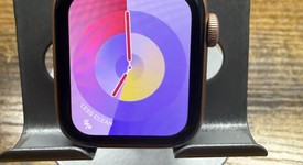 Good
													Apple Watch SE 1st Gen 40mm - Unlocked, Gold, A2353 - Cellular, Aluminum, photo 1 of 7
