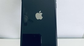 Fair
													Apple iPhone SE 2nd Gen 2020 - Unlocked, Black, 64 GB, A2275, photo 2 of 7