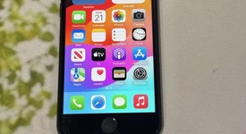 Good
													Apple iPhone SE 2nd Gen 2020 - Unlocked, Black, 64 GB, A2275, photo 4 of 5