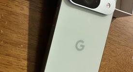 Mint
													Google Pixel 9 - Verizon, Wintergreen, 128 GB, 12 GB, G2YBB, photo 2 of 8
