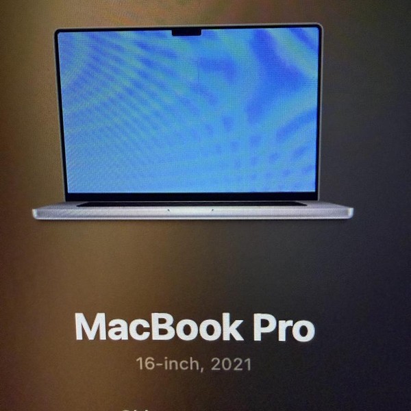 MacBook Pro 2021 - 16 inch - 1 TB, Gray, 32 GB, Apple M1 Max