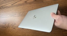 Good
													MacBook Air 2020 - 13" - I3, Silver, 128 GB, 8 GB, photo 2 of 10