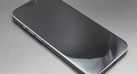 Mint
													Apple iPhone 17 - Unlocked, Black, 512 GB, A3258, photo 3 of 9