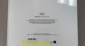 New
													Apple iPad Pro 11" 2018 - Wi-Fi, Gray, 64 GB, A1980, photo 2 of 3