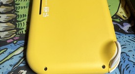Good
													Nintendo Switch Lite - Yellow, photo 5 of 9