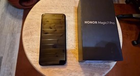 Mint
													Honor Magic7 Pro - Unlocked Non-US, Black, 512 GB, 12 GB, photo 2 of 8