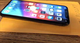 Good
													Apple iPhone X - Metro by T-Mobile, Gray, 64 GB, A1865, photo 5 of 13