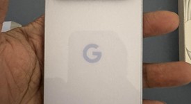Mint
													Google Pixel 10 - Unlocked, Frost, 128 GB, GLBW0, photo 4 of 11