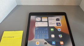 Fair
													Apple iPad 9th Gen - Wi-Fi, Gray, 256 GB, A2602, photo 1 of 8