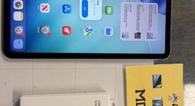 Mint
													Apple iPad Pro 11" 4th Gen 2022 - Unlocked, Gray, 256 GB, photo 2 of 8