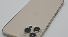 Good
													Apple iPhone 12 Pro Max - Unlocked, Gold, 256 GB, A2342, photo 5 of 6