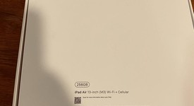 New
													Apple iPad Air 13" (M3) 2025 - Unlocked, Purple, 256 GB, photo 3 of 5