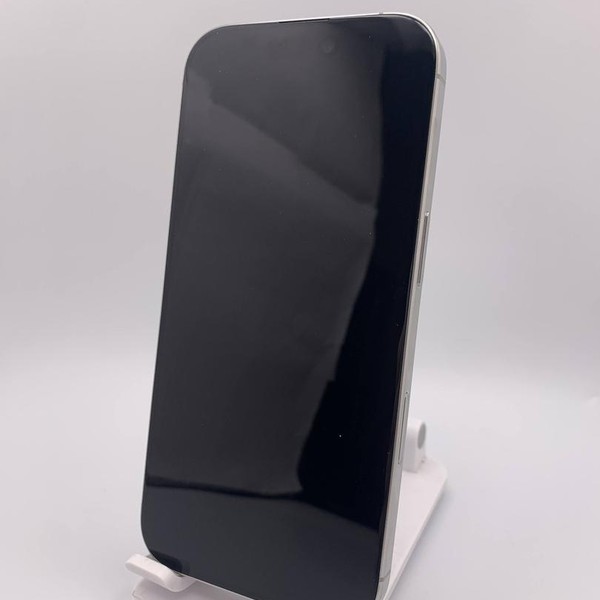 Apple iPhone 16 Pro - Unlocked, 128 GB, White, A3083