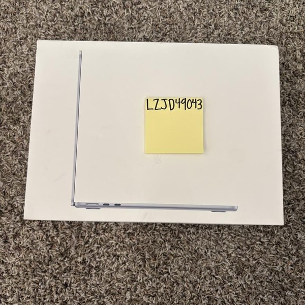 MacBook Air 2025 (M4) - 13 inch - 256 GB, Sky Blue, 16 GB, Apple M4