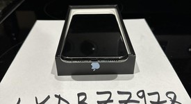 Mint
													Apple iPhone 11 Pro Max - AT&T, Green, 512 GB, A2161, photo 3 of 4