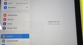 Mint
													Apple iPad 5th Gen - Wi-Fi, Silver, 32 GB, A1822, photo 5 of 6