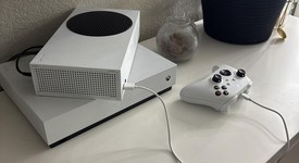 Good
													Xbox Series S (2020) - White, 512 GB, photo 5 of 9
