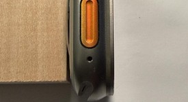 Good
													Apple Watch Ultra 49mm - Unlocked, Titanium, A2622, photo 5 of 13