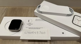 Mint
													Apple Watch Series 7 45mm - Starlight, A2474 - GPS, Aluminum, photo 1 of 7