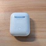 Used Apple AirPods (2nd Gen) - Lightning Case