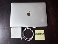 MacBook Pro 2017 (No Touch Bar) - 13"