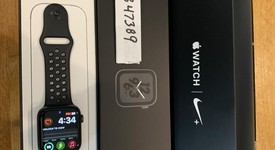 Good
													Apple Watch Series 4 44mm - Unlocked, Gray, A1976 - Cellular, Nike, photo 1 of 10