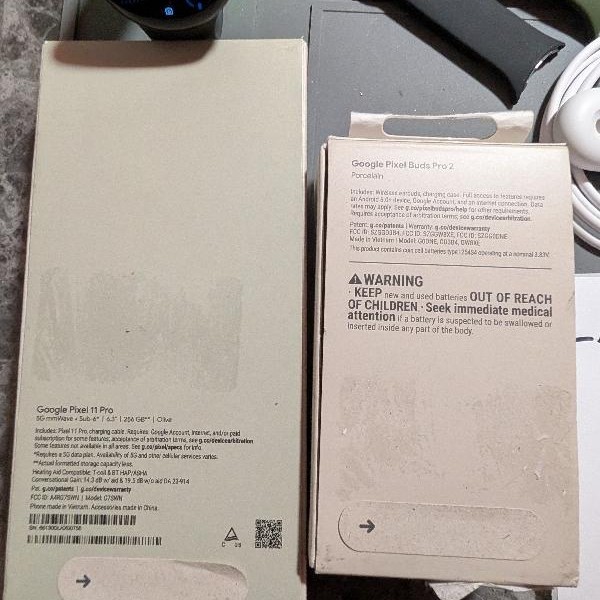 Google Pixel 11 Pro - Unlocked, 256 GB, Olive, 12 GB, G7SWN