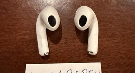 Used
													Apple AirPods 3rd Gen - MagSafe Case, photo 5 of 6