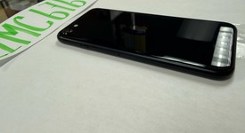 Mint
													Apple iPhone SE 3rd Gen 2022 - Unlocked, Midnight, 64 GB, A2595, photo 4 of 6