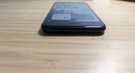 Fair
													Apple iPhone SE 3rd Gen 2022 - Unlocked, Midnight, 64 GB, A2595, photo 5 of 13