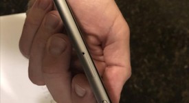 Good
													Apple iPhone 6S - AT&T, Silver, 32 GB, A1633, photo 5 of 9