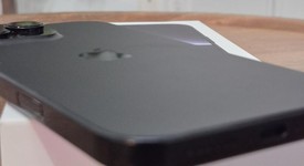 Mint
													Apple iPhone 16 Pro Max - Verizon, Black, 256 GB, A3084, photo 3 of 12