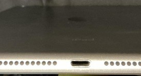 Good
													Apple iPad 6th Gen - Wi-Fi, Gray, 128 GB, A1893, photo 6 of 6