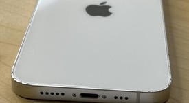Fair
													Apple iPhone 13 - Unlocked, Starlight, 128 GB, A2482, photo 4 of 7