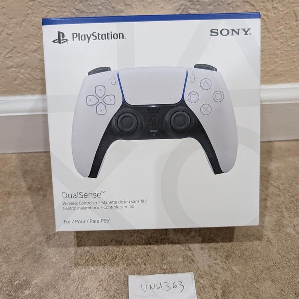 DualSense Wireless Controller - White