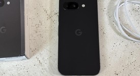 Good
													Google Pixel 9a - Unlocked, Obsidian, 128 GB, 8 GB, photo 3 of 8