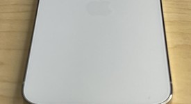 Good
													Apple iPhone 13 Pro Max - Unlocked, Silver, 128 GB, A2484, photo 4 of 6