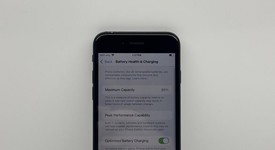 Good
													Apple iPhone SE 3rd Gen 2022 - Unlocked, Midnight, 64 GB, A2595, photo 5 of 5