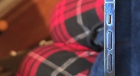 Good
													Apple iPhone 12 Pro - Unlocked, Pacific Blue, 256 GB, A2341, photo 4 of 12