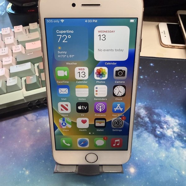 Apple iPhone 8 - Unlocked, 64 GB, Gold, A1905, GSM