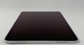 Mint
													Apple iPad Pro 11" 2018 - Unlocked, Silver, 256 GB, A2013, photo 5 of 8