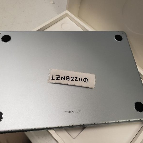 MacBook Air 2025 (M4) - 13 inch - 256 GB, Sky Blue, 16 GB, Apple M4