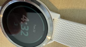 Good
													Garmin Vivoactive 3 - Silver, photo 2 of 6