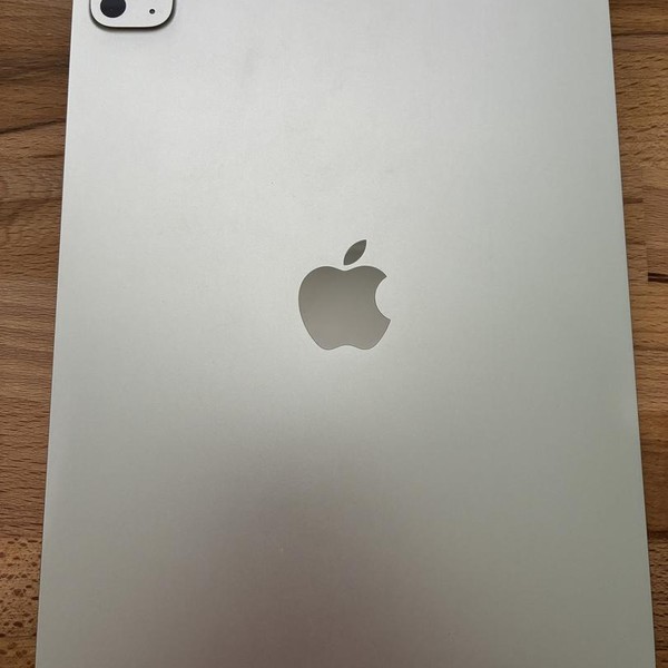 Apple iPad Pro 11 inch (M5) 2025 - Unlocked, 1 TB, Silver, Apple M5 10-Core (8-core GPU), A3358, Nano-texture Glass