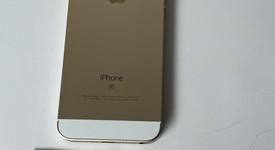Fair
													Apple iPhone SE 1st Gen 2016 - Unlocked, Gold, 64 GB, A1723, photo 4 of 8
