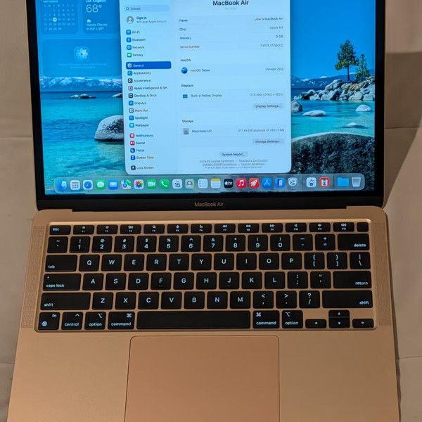 MacBook Air 2020 - 13 inch - 256 GB, Gold, 8 GB, Apple M1